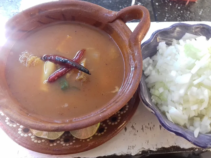 ANTOJITOS MEXICANOS "AXEL"