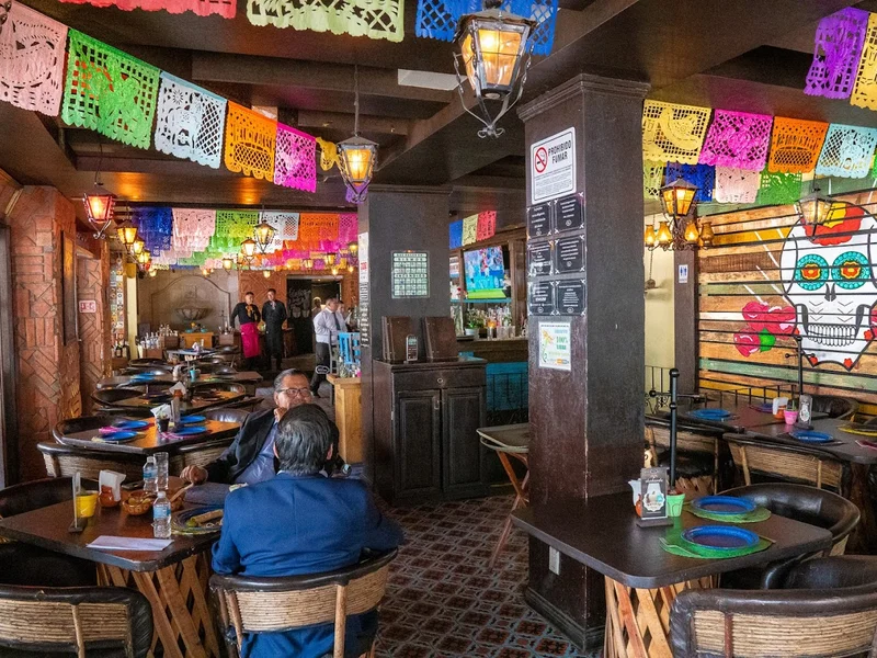 El Mexicano Restaurante y Mezcalería