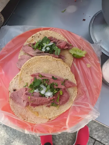 Tacos de Cabeza "Don Chayo"
