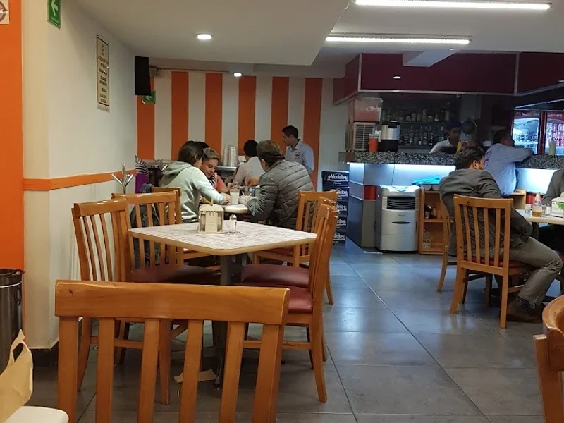 Taquería Los Parados Dakota