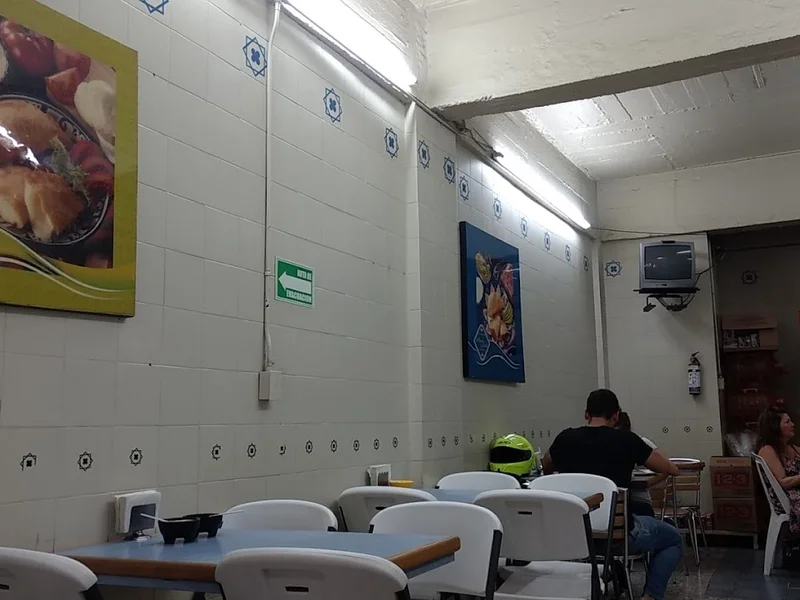 Loncheria María Isabel