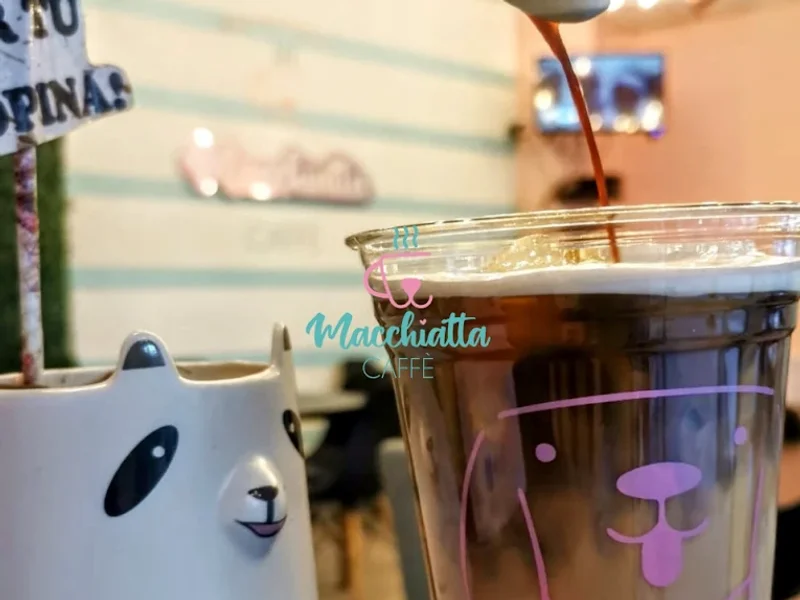 Macchiatta Caffé