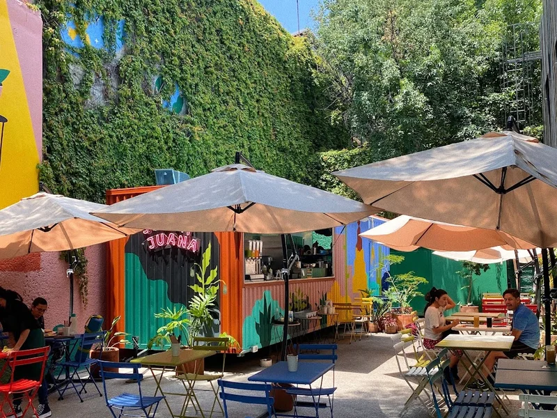 Juana Juana Roma Norte