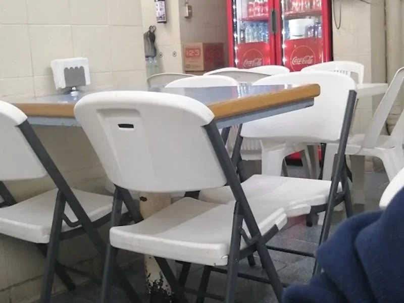 Loncheria María Isabel