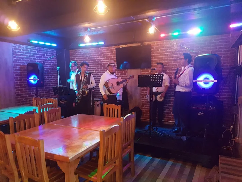 GARAGE MODELO Santa Maria La Ribera