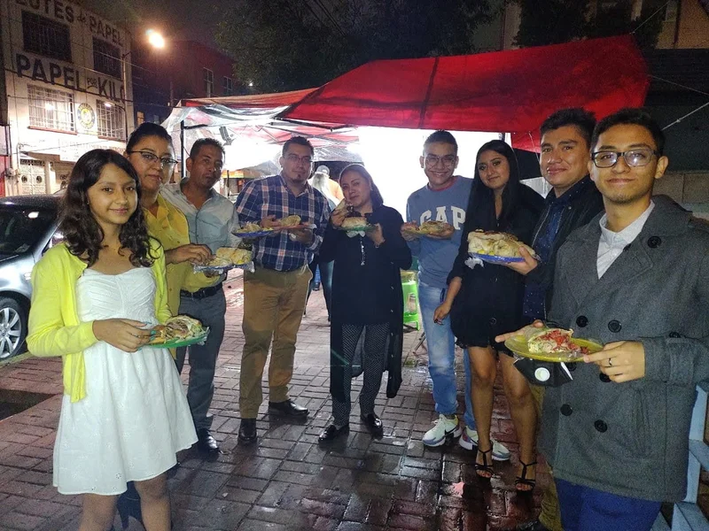 Tacos , hamburguesas y Alitas "katy"