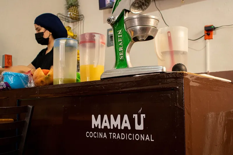 COCINA "Mamá U"