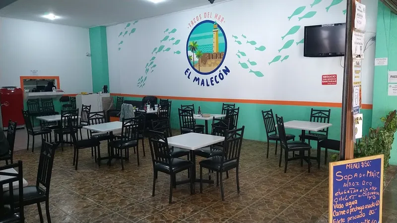 Tacos del mar "El Malecón"