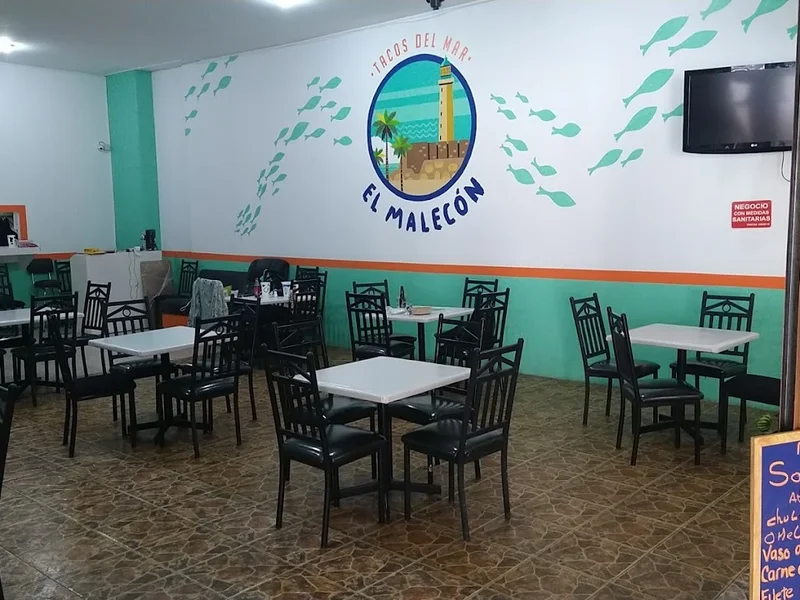 Tacos del mar "El Malecón"