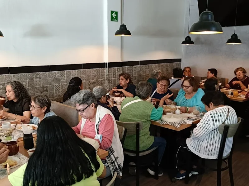 BEATRANA OCHENTA Y NUEVE