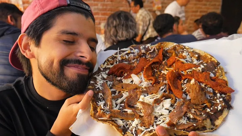 Xaachila. Tlayudas y Comida Oaxaqueña