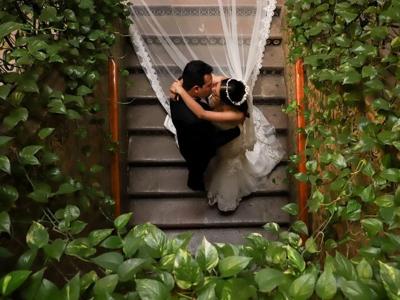 CuadroxCuadro Videofilmaciones y Fotografía Bodas XV Años Bautizos Empresas