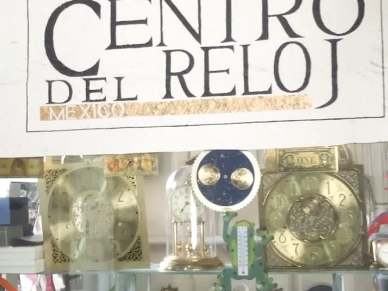 Relojes y slebrijes