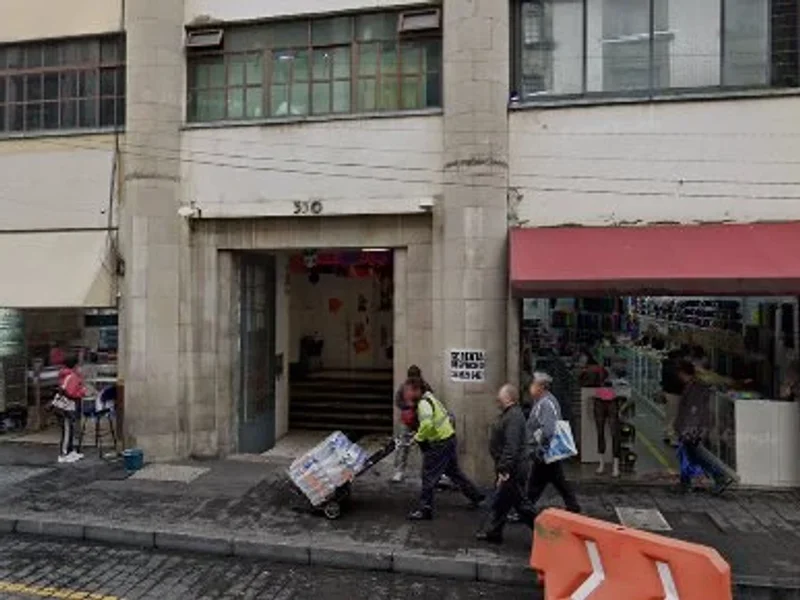 CRYSTAL MASTER S.A. DE C.V.