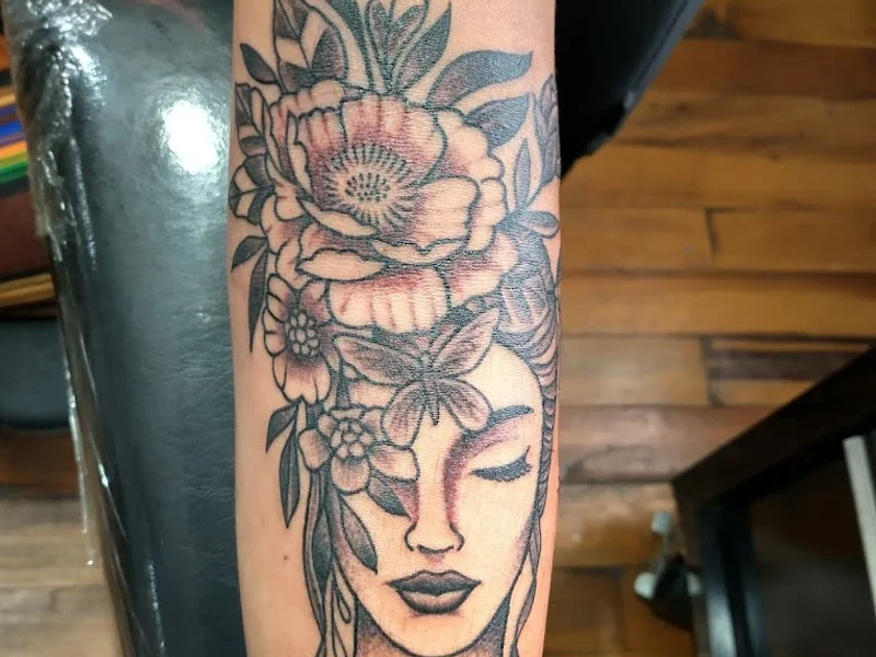 La Vieja Escuela Tattoo