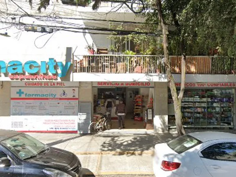 Farmacia Capuchinas
