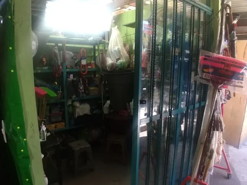 Ferretería Martinez.