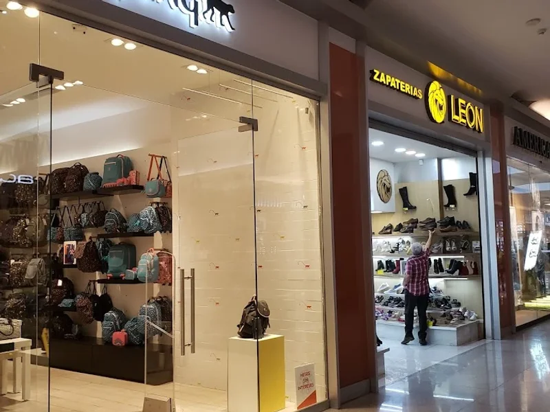 Zapaterías León