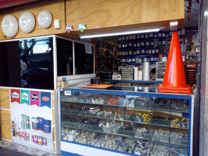 ferretería la santa María