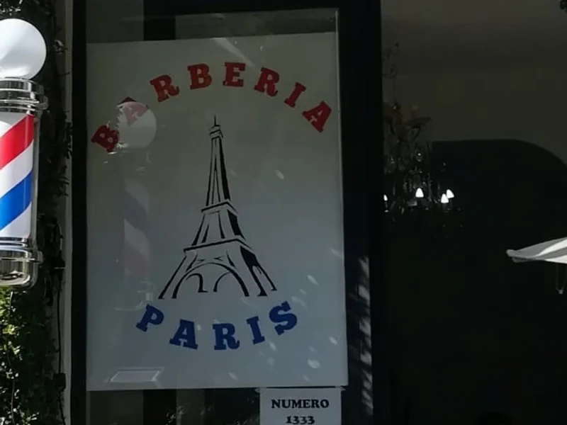Barberia París ( Peluqueria & Barbería )