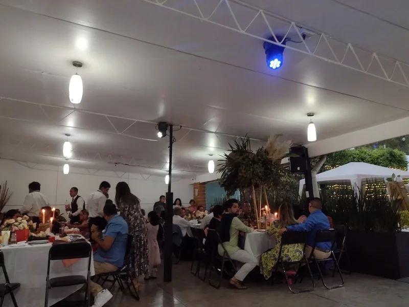 Salón de fiestas El Jardín