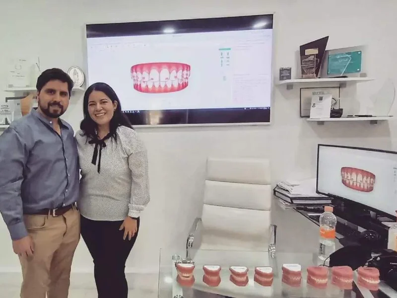 Dra. Nelly Bernabé Estrada, Dentista - Odontólogo