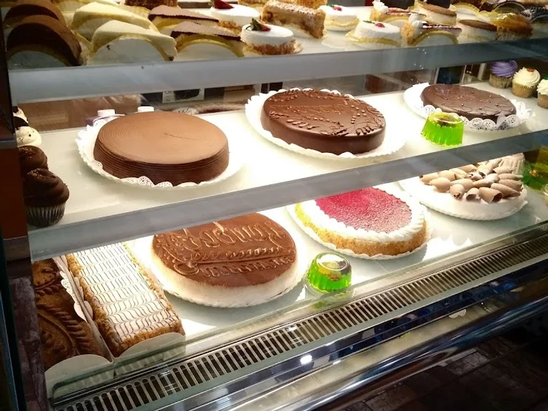 Pastelería La Universal (Tacuba)