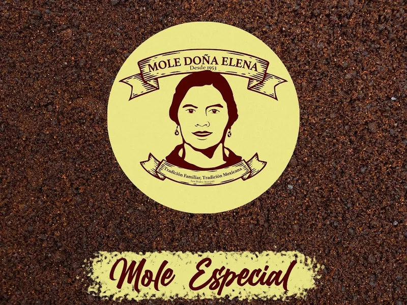 Mole Doña Elena