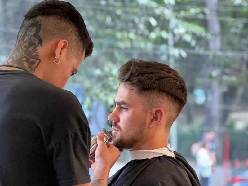 Bardo's Barber Parque España