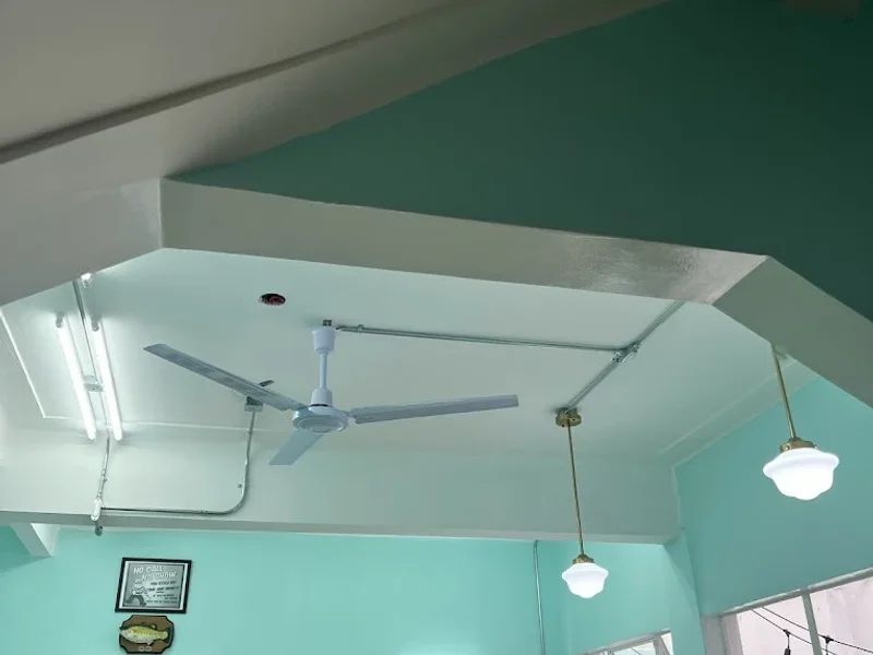 Starlite Barber Shop