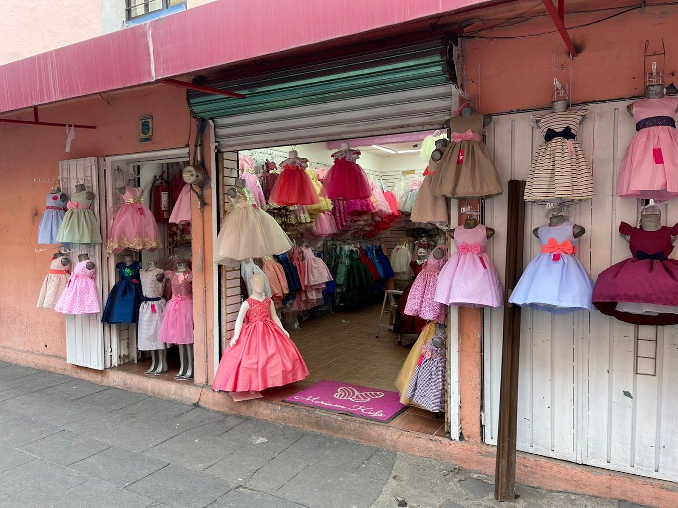 Los 27 tiendas de ropa para ninos de Centro Historico Mexico City