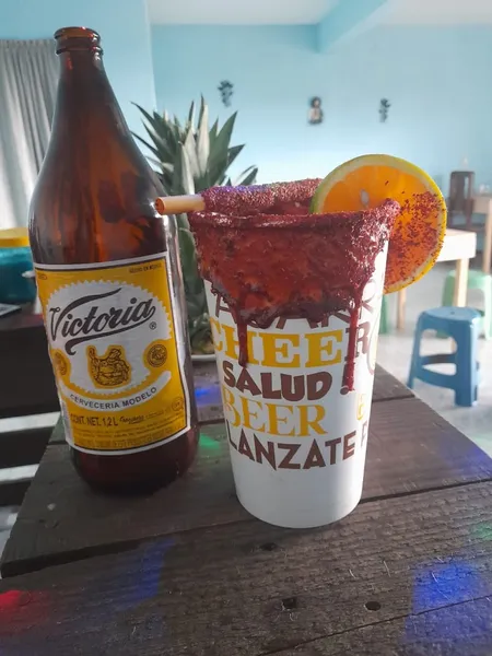 TACOS Y MICHELADAS (EL MALACOPA)