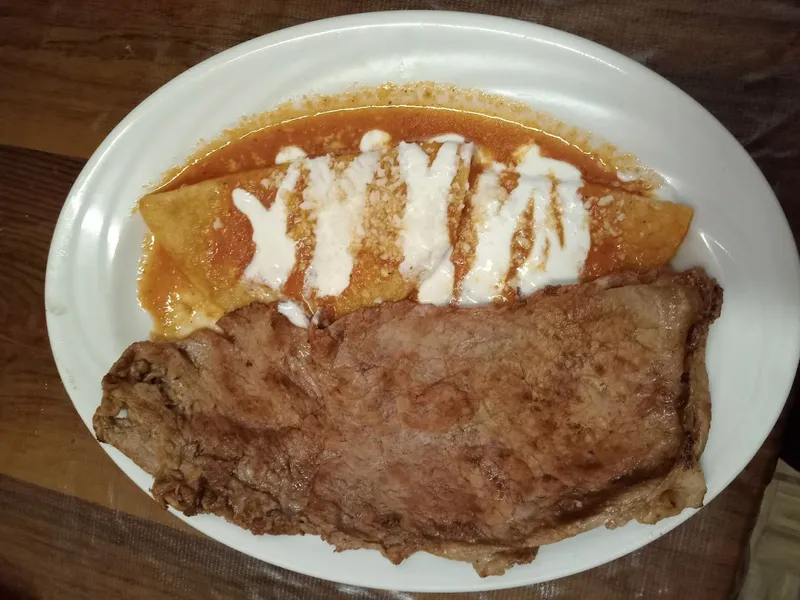 COMIDA CORRIDA Y A LA CARTA