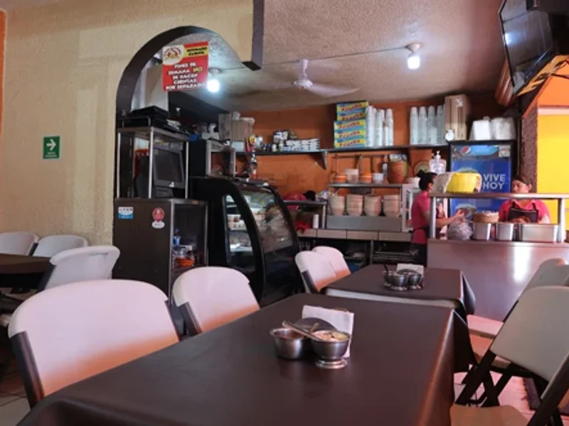 El Sazón de la Gallina sucursal Casa Nueva