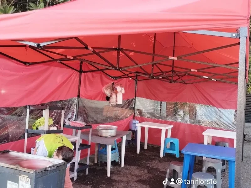 Tacos de guisad y desayunos la catrina