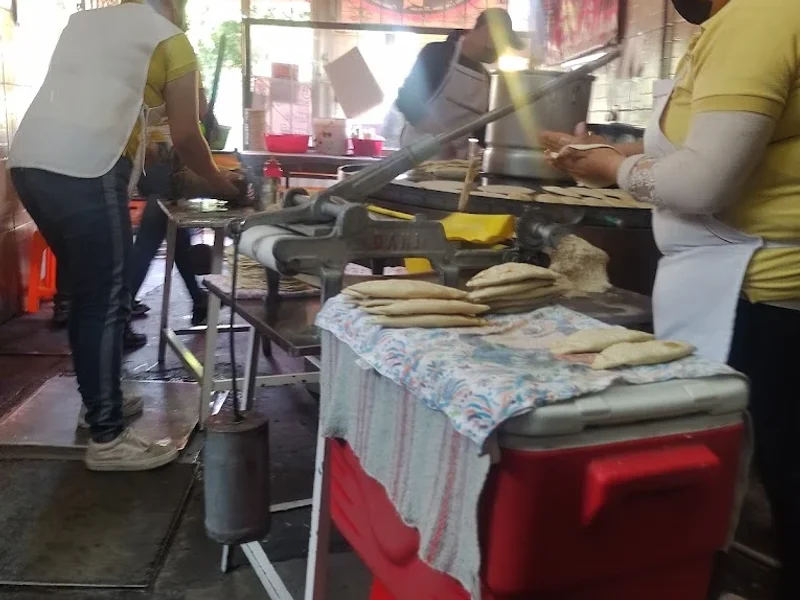 QUESADILLAS Doña Reyna