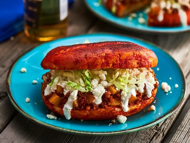 Las Quesadillas de la Puerta Azul av santa teresa.a un costado de farmacia guadalajara