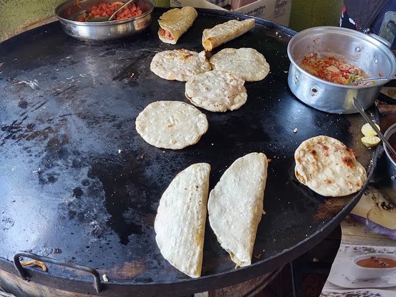 Abarrotes y gorditas Yuli