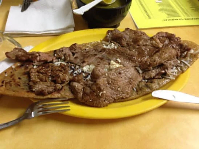 Exquisitos Huaraches "Saldaña"