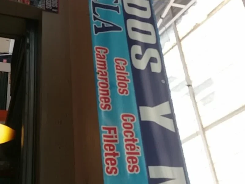 Pescados Y Mariscos "Mar Y Chela"