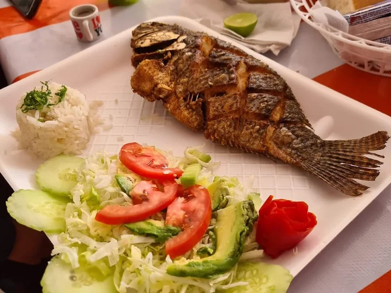 Mariscos Puerto Sirena