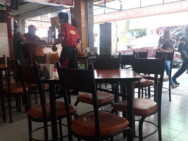 Taquería Los Primos