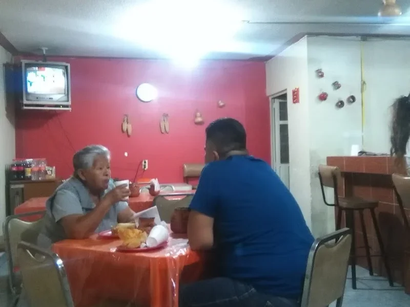 La Lady De Los Tamales