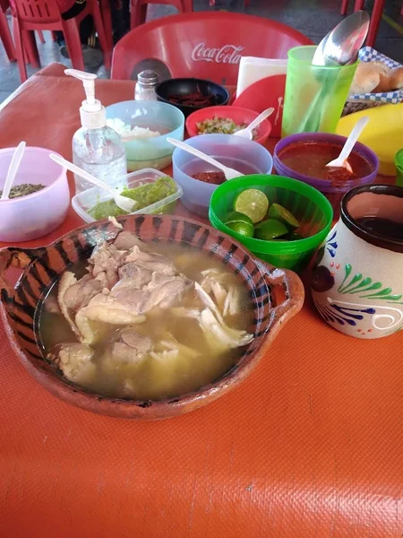 Caldos De Gallina Lewínsky