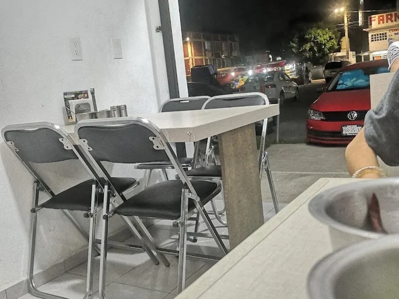 Pozole "Estilo Jalisco".