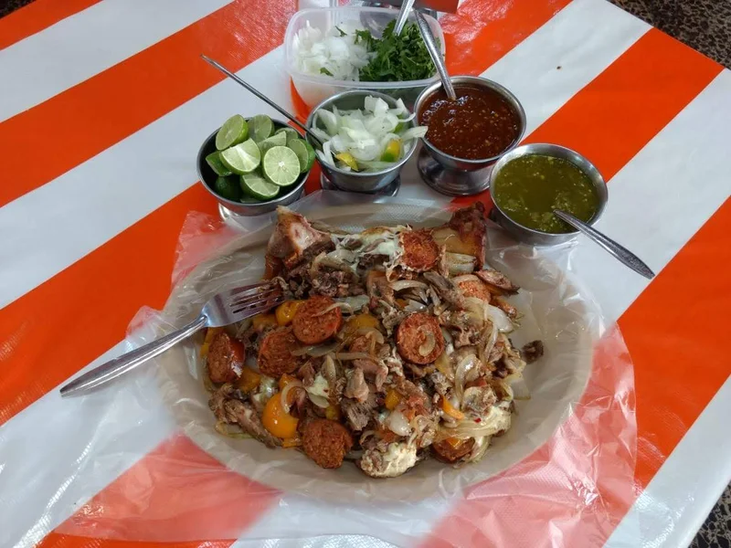 Carnitas Estilo MICHOACAN