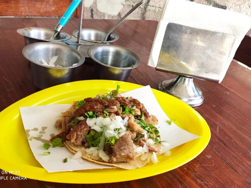 ALITAS Y COSTILLAS LOS CAINALES