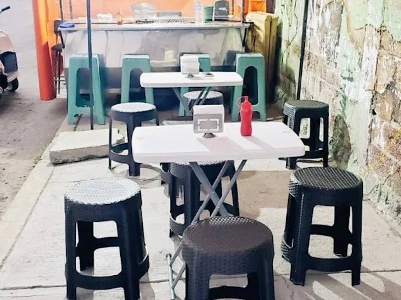 Hamburguesas al Carbón "El Chiles"