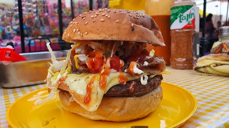 La Sabrosa Burger Al Carbón