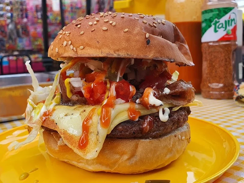 La Sabrosa Burger Al Carbón